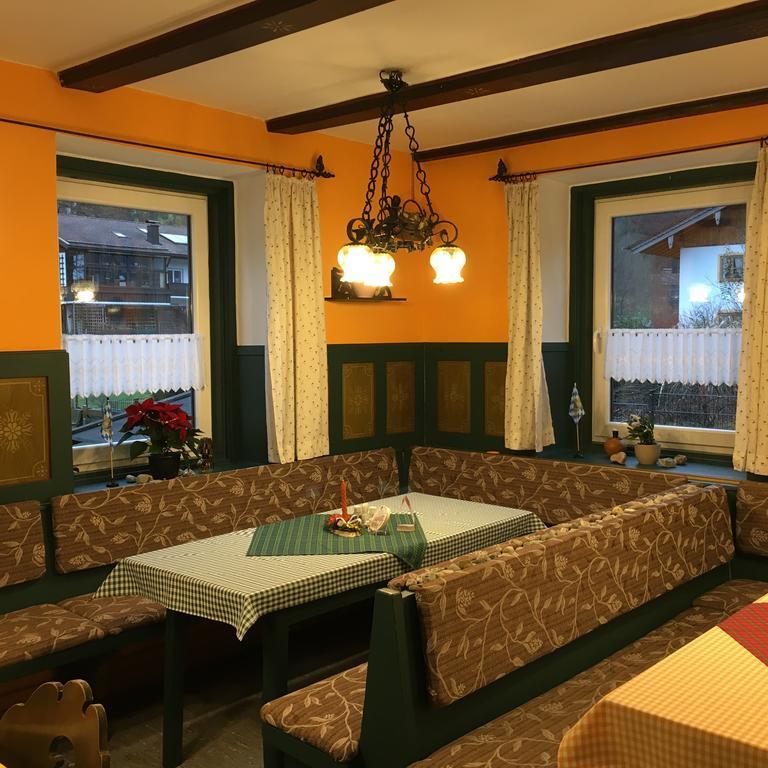Gasthof Zum Hochfelln Hotel Bergen  Exterior photo